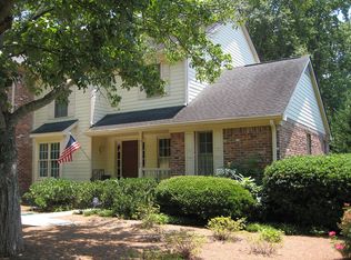 311 River Glen Dr, Roswell, GA 30075