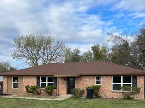 107 Minnie Dr, Itasca, TX 76055