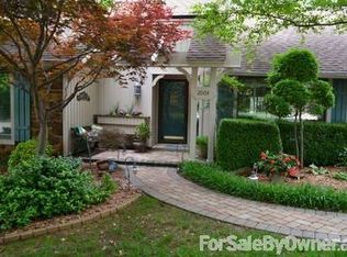 2004 Mistletoe Ct, Edmond, OK 73034