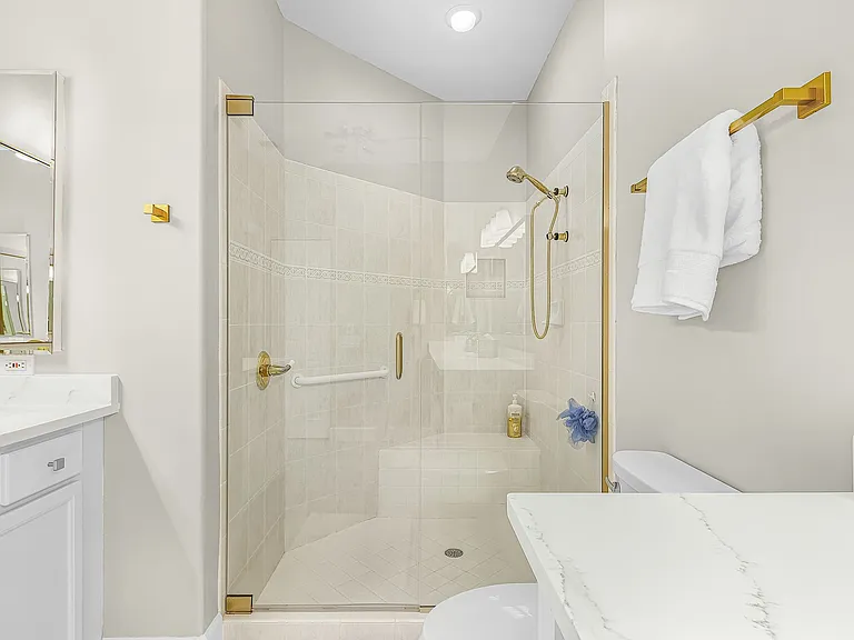 8899 Bristol Bnd — Photo 20