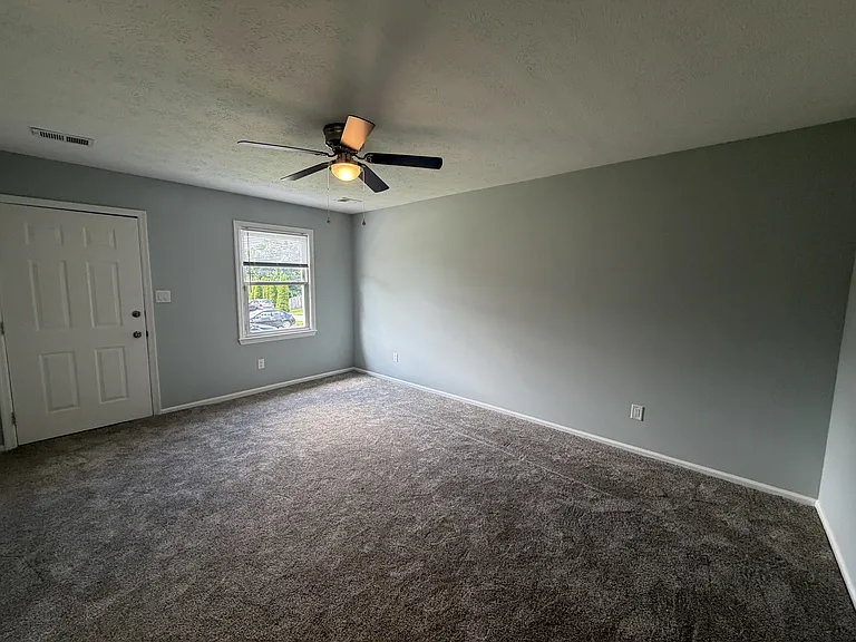 3230 Aqueduct Dr #1B — Photo 4