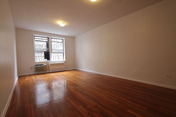 1st image of 231 W 25th St APT 7E