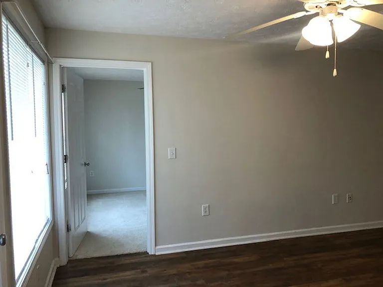 1385 S Donahue Dr #1-102 — Photo 13