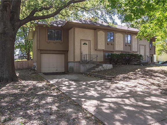 3rd image of 5641 Crest Dr