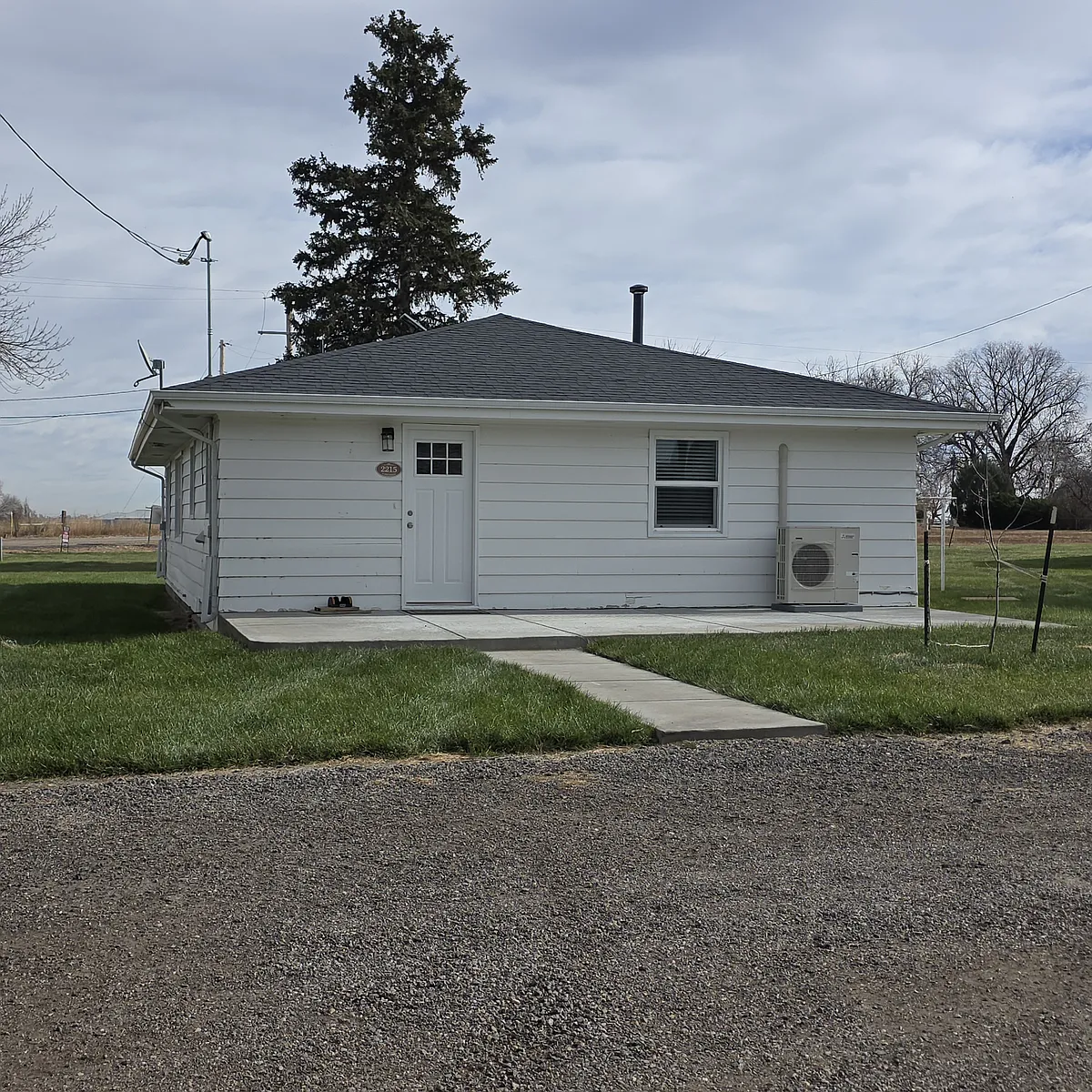 Building Photo - 2215 N 47th Ave
