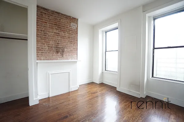 Rented by Rennit Inc. | media 7