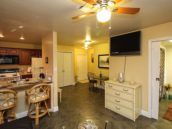 2nd image of 840 Cape Coral Pkwy W #2