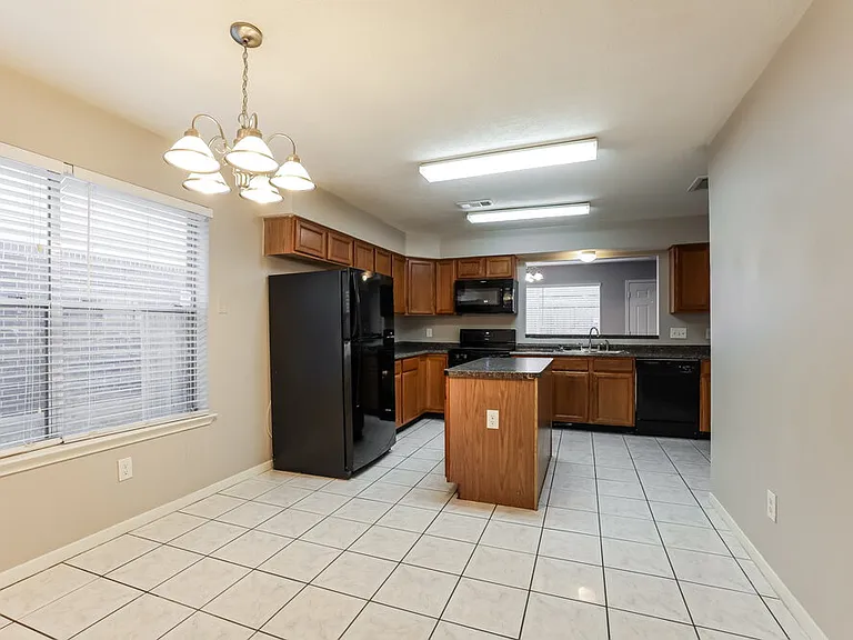 10326 Timberloch Dr — Photo 7