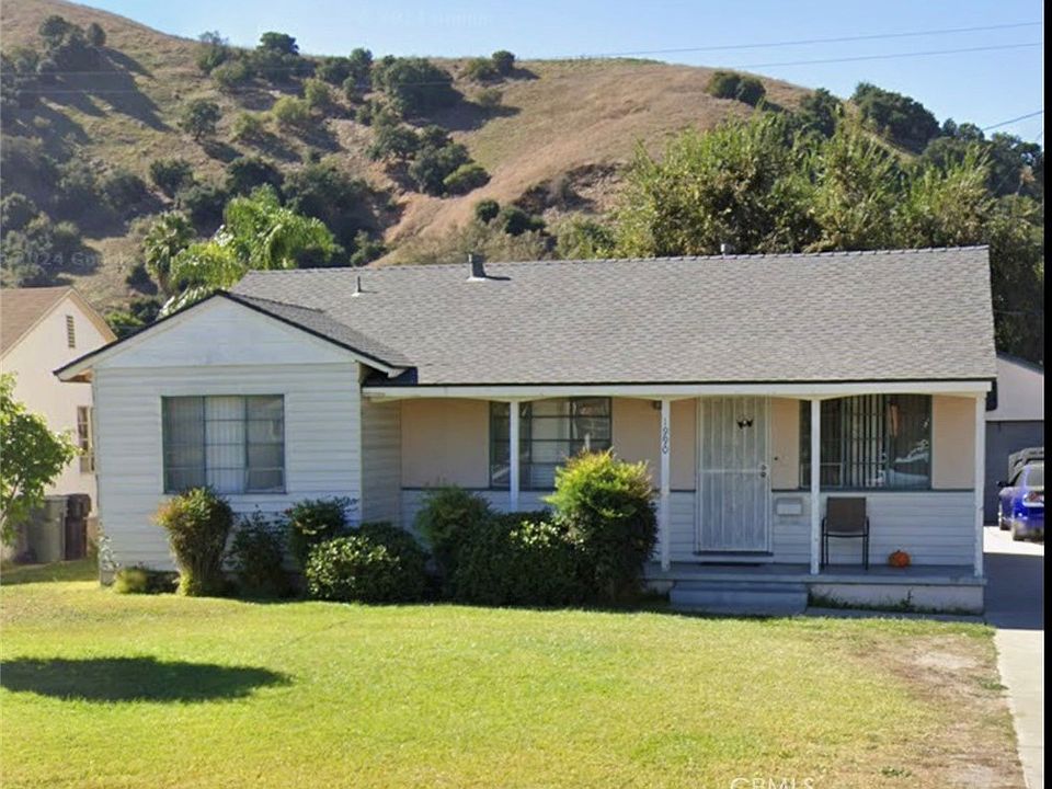 1st image of 1990 Grier St