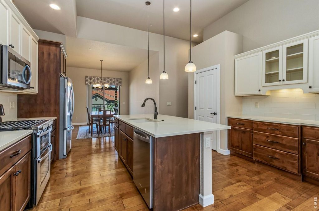 1011 Sabatino Ln