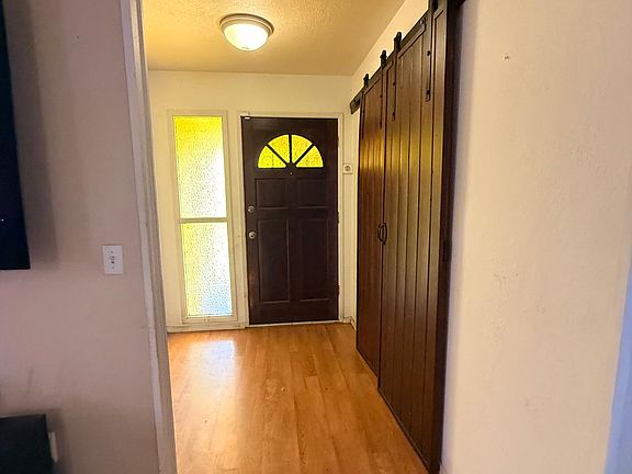 4th image of 728 Agate Ave