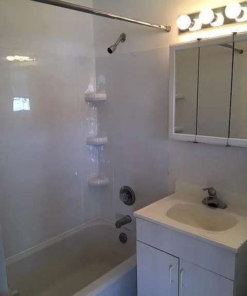 33 Depeyster St #2 — Photo 7
