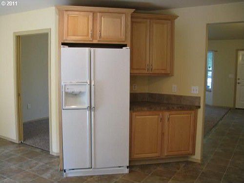 4th image of 5221 NE 25th Pl