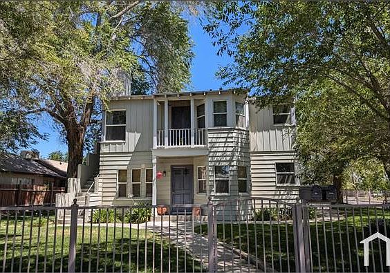 1st image of 205 W Lancaster Blvd