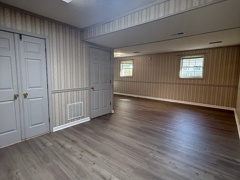 6352 W Donnagail Dr — Photo 22