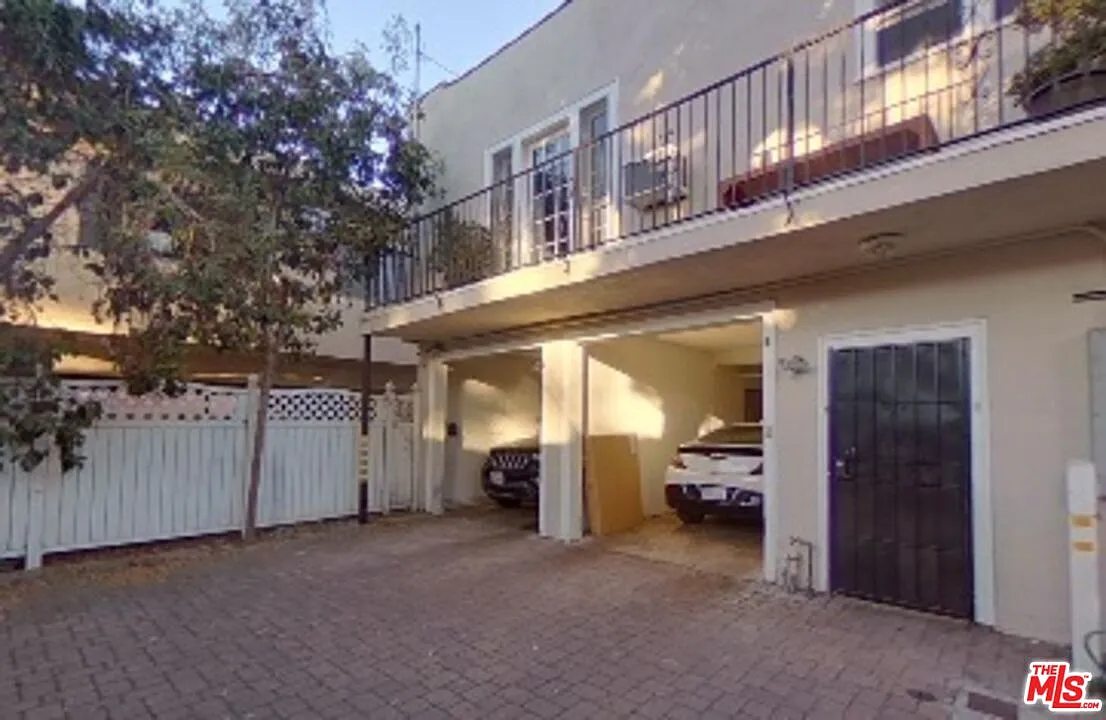 1 bed, 1.0 bath, 800 sqft, $2,800 — Photo 1