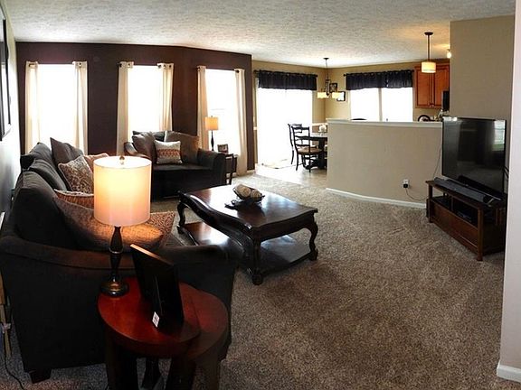 3rd image of 5127 Autumnwood Ln