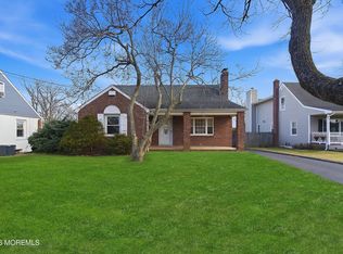 8 Sutphin Avenue, Matawan, NJ 07747