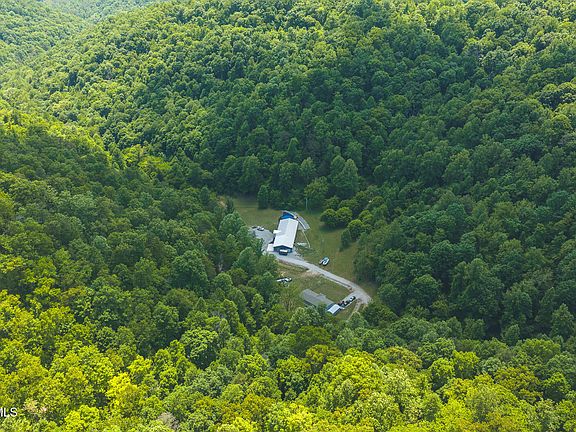 2nd image of 622 Earls Hollow Rd