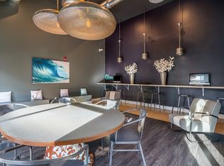 Huntington Breakers, Huntington Beach, CA 92646