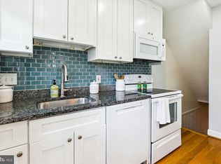 2933 S Columbus St, Arlington, VA 22206