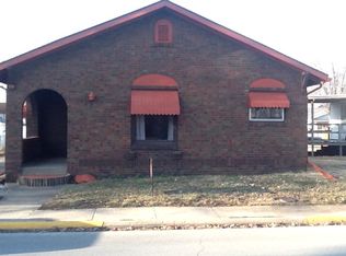 211-2 E Main St, Westville, IL