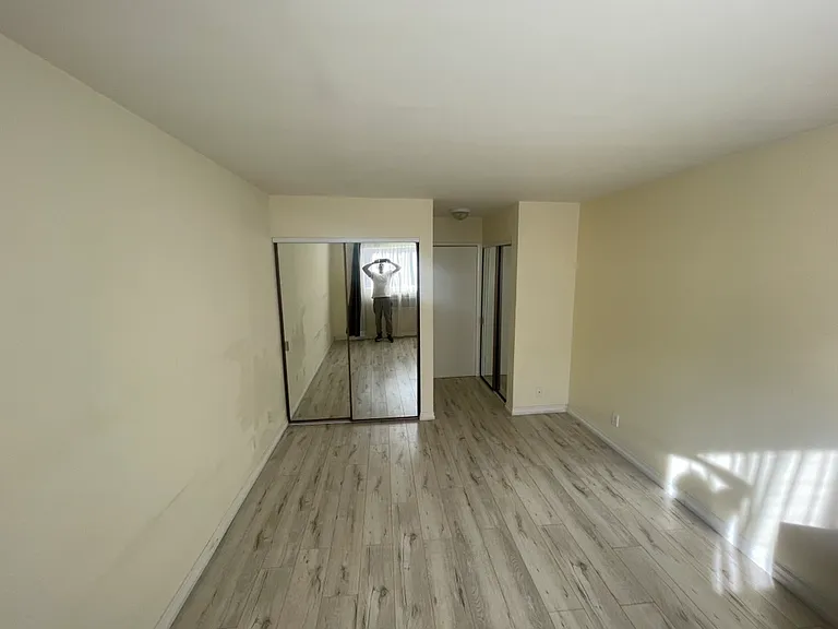 17900 Sherman Way #234 — Photo 4