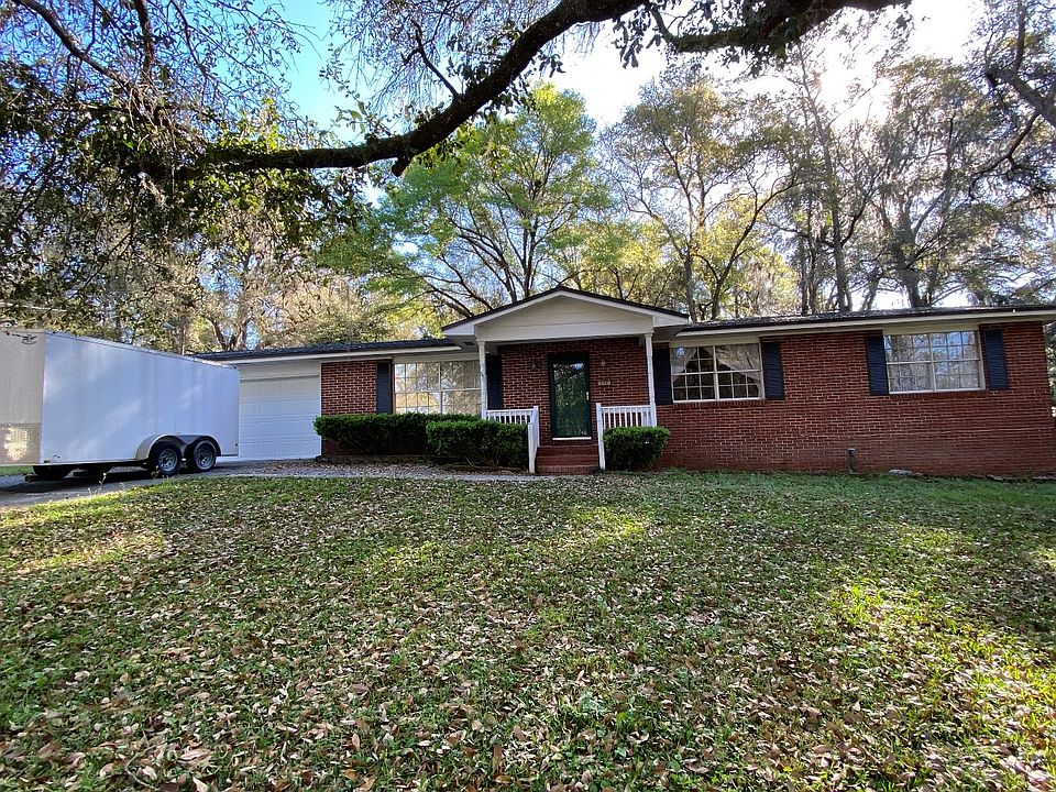 1st image of 774 NW Brady Cir