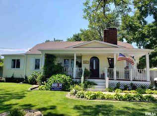 821 N Hill St, Springfield, IL 62702