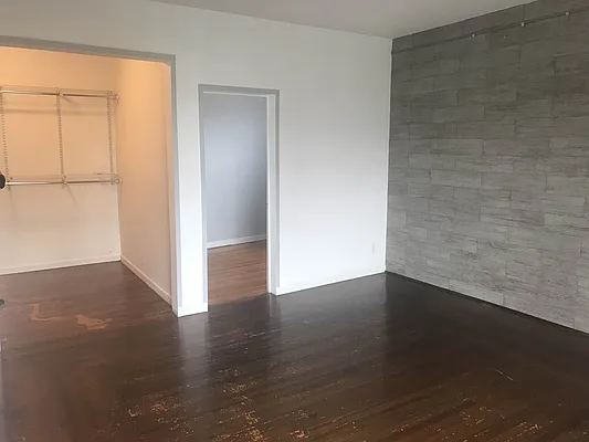 Rented by Ulas Real Estates Inc | media 19