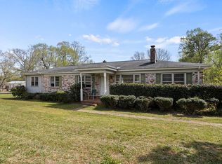 2 Dell Cir, Travelers Rest, SC 29690