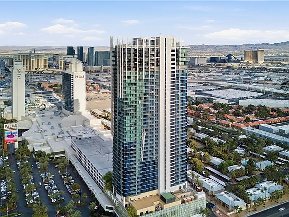3rd image of 4381 W Flamingo Rd #1621