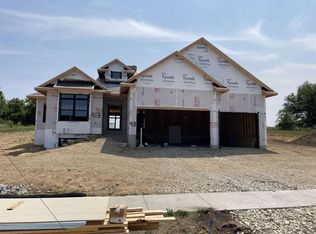 413 Molly Ln, Cottage Grove, WI 53527