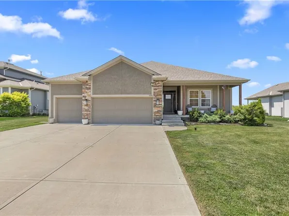 4904 N 126th St, Kansas City, KS 66109