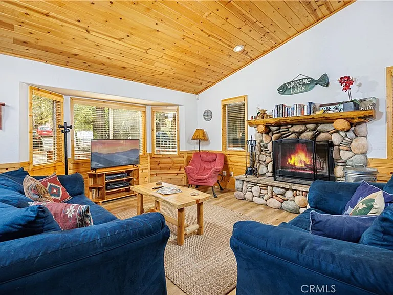 517 Sugarloaf Blvd — Photo 2