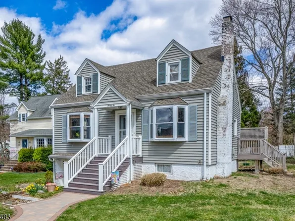 22 Long Hill Ln, Chatham Twp., NJ 07928