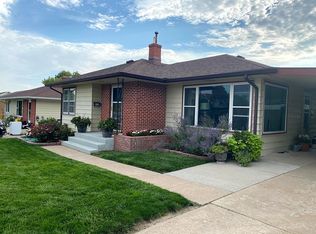 376 Spruce St, Chadron, NE 69337