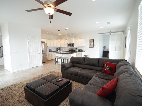 5th image of 7002 N Brookdale Dr