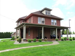 1010 E Main St APT B, New Holland, PA 17557