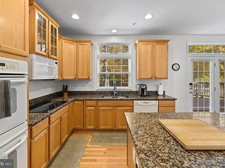 8008 Dorado Ter — Photo 14