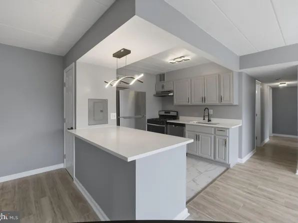 9205 New Hampshire Ave APT 302, Silver Spring, MD 20903