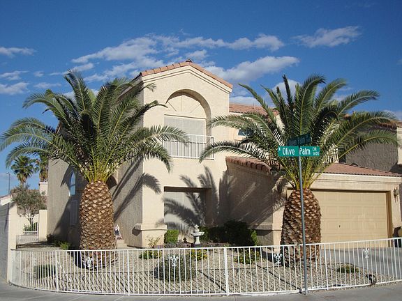 4th image of 1636 Olive Palm Cir