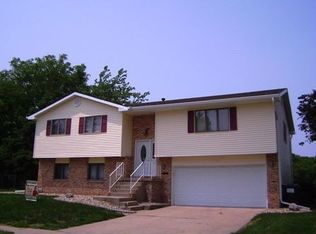 4792 Dogwood Ct, Decatur, IL 62526