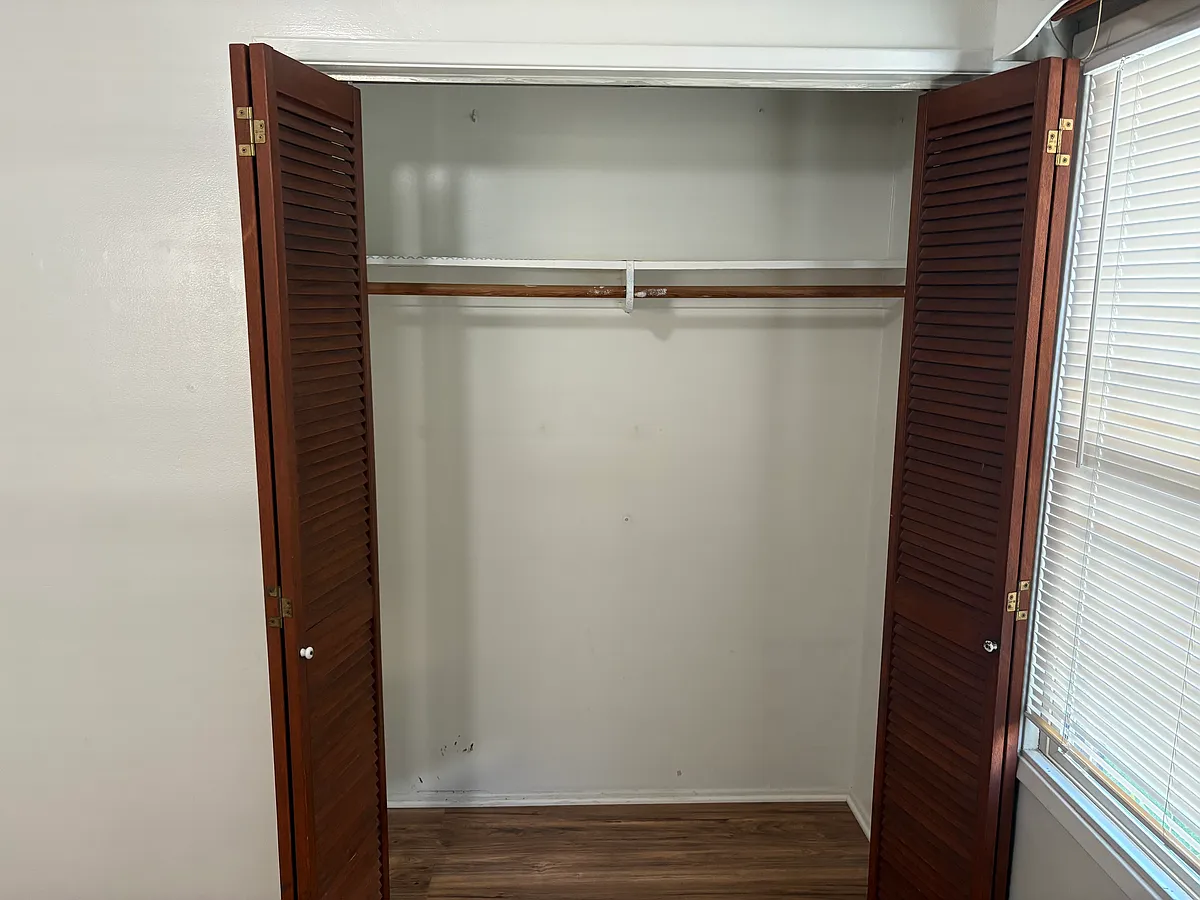 Photo 2 of 7 - Camerino St - Lakewood, CA Building Photo - Camerino St