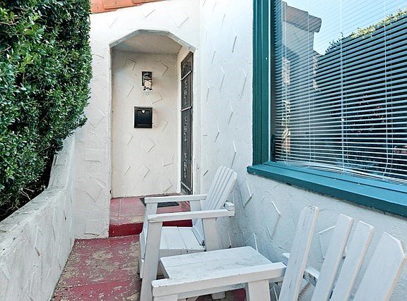 Private Front Patio