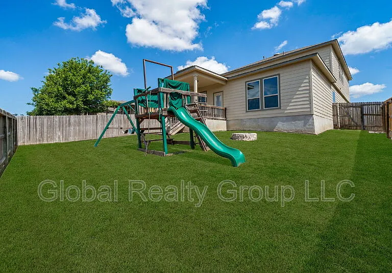 10426 Rosalina Loop — Photo 38