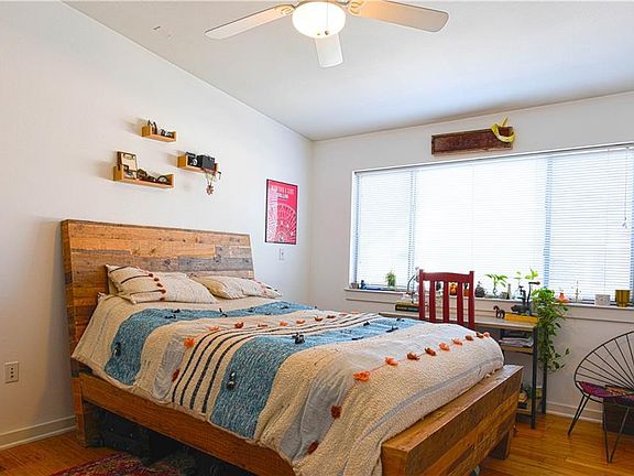 5th image of 2200 Dickson Dr APT 222