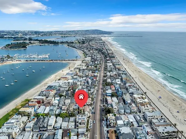807 Ostend Ct, San Diego, CA 92109