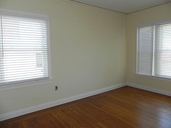 5th image of 1527 El Dorado St