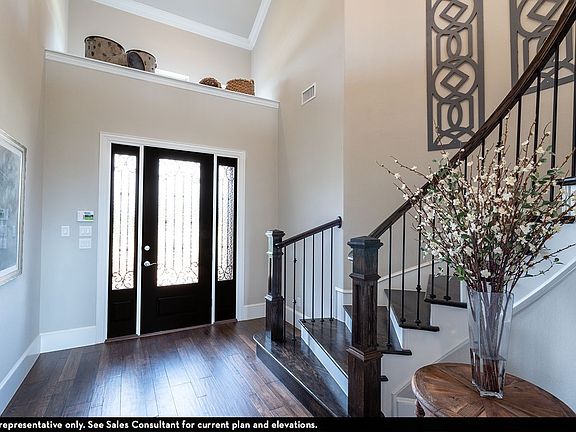 2nd image of 1423 Diamond Dr